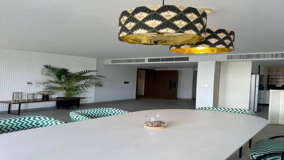 Spacious Apartment with Comprehensive Amenities