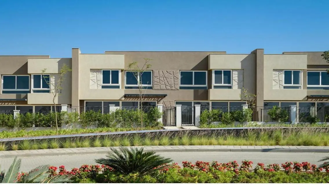 Spacious Apartment with Comprehensive Amenities