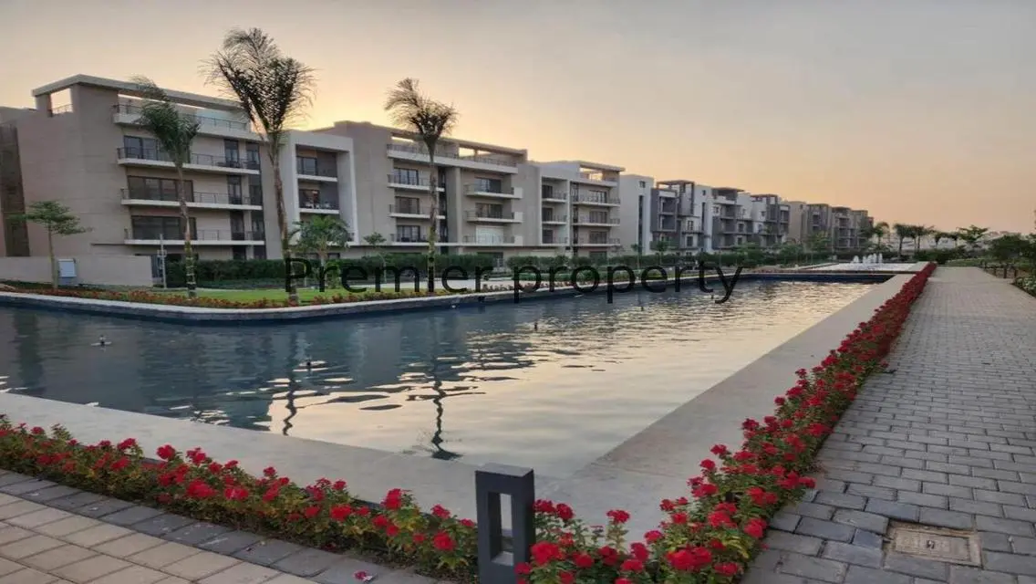 Luxury Apartment for Sale in Fifth Square - Al Marasem, New Cairo