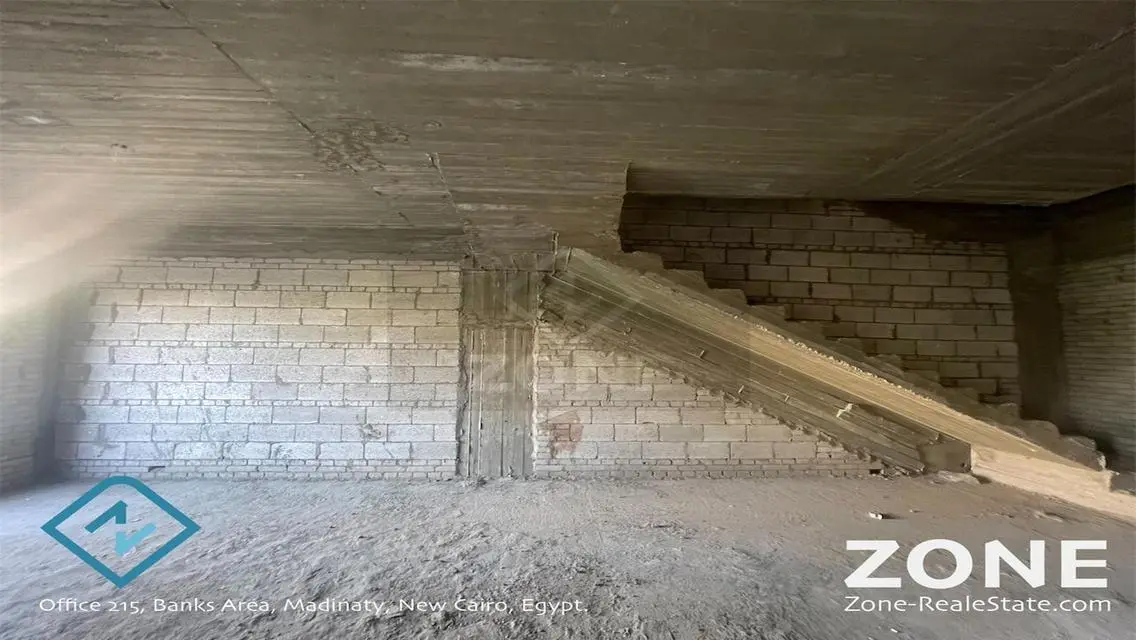 Luxury Apartment in Q2 with 250 sqm and Private Garden Balcony