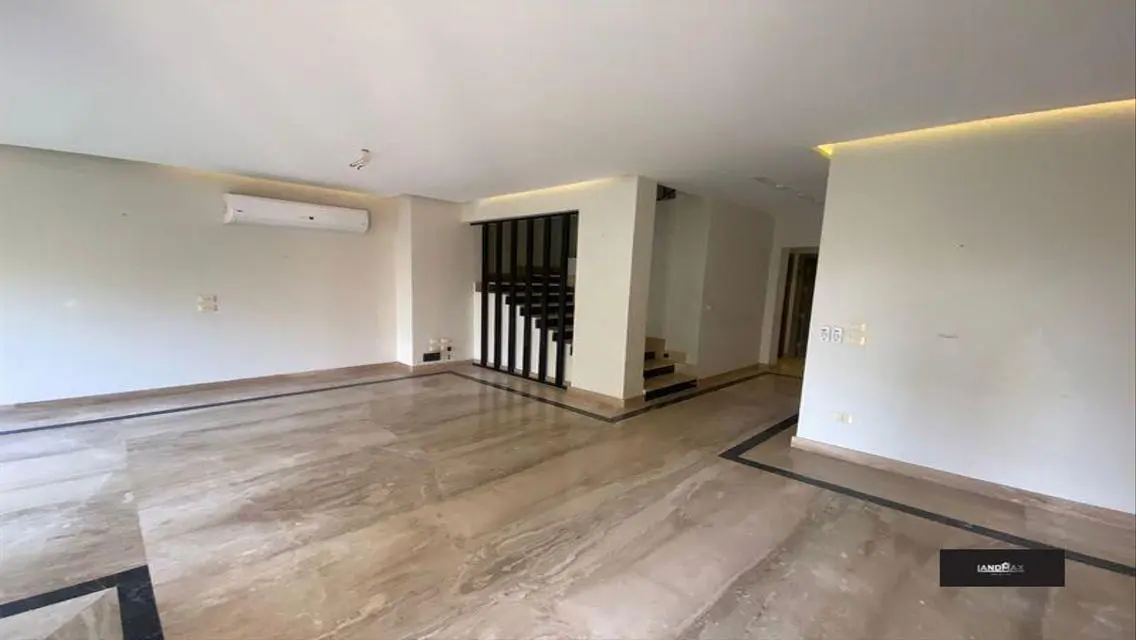 Luxury Apartment for Sale with Spacious Layout