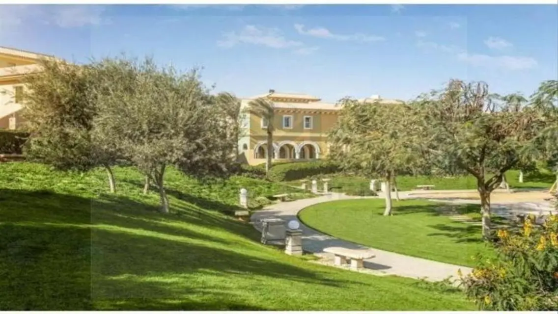 Luxury Villa with Stunning Lake Views for Sale