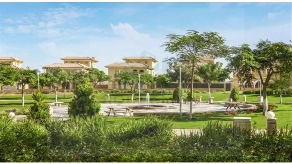 Luxury Villa with Stunning Lake Views for Sale