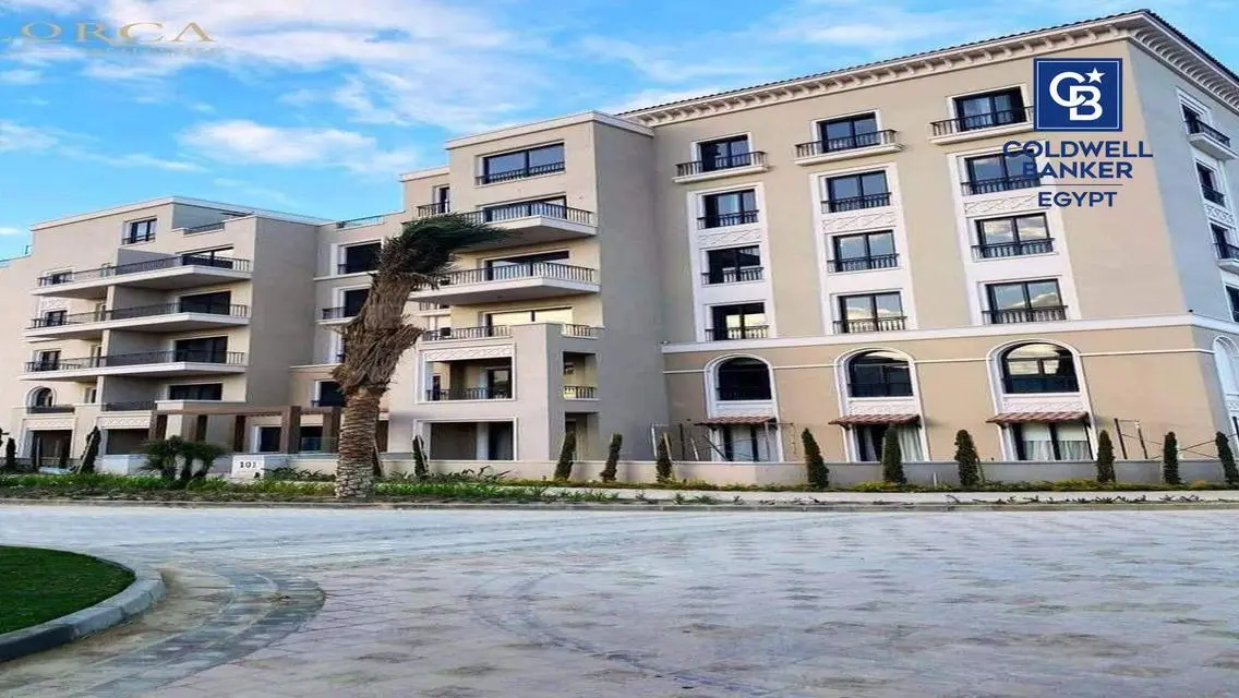 Luxurious Villa with Private Garden and Pool in Premium Location