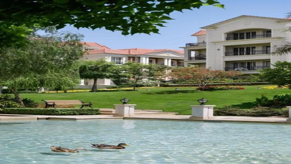 Luxurious 3-Bedroom Apartment for Sale: 400 sqm in Prime Location