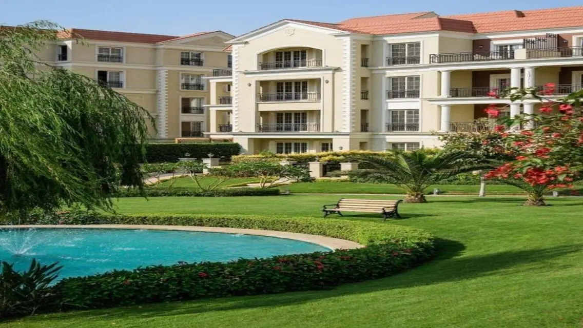 Luxurious 3-Bedroom Apartment for Sale: 400 sqm in Prime Location