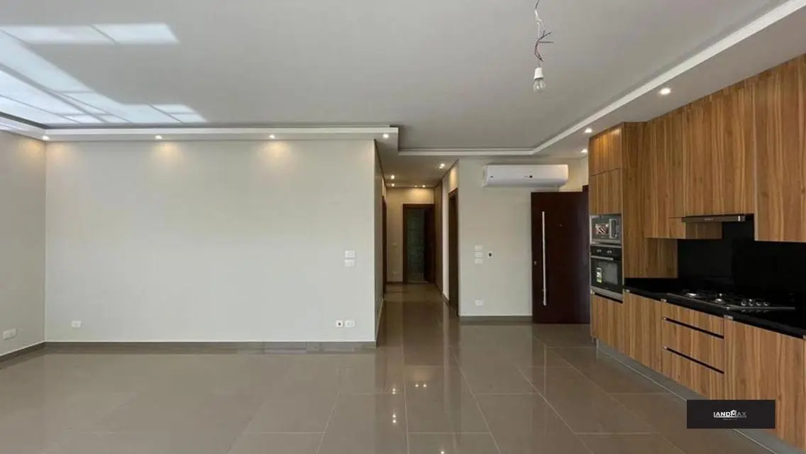 Luxury Apartment in Prime Location at Attractive Price