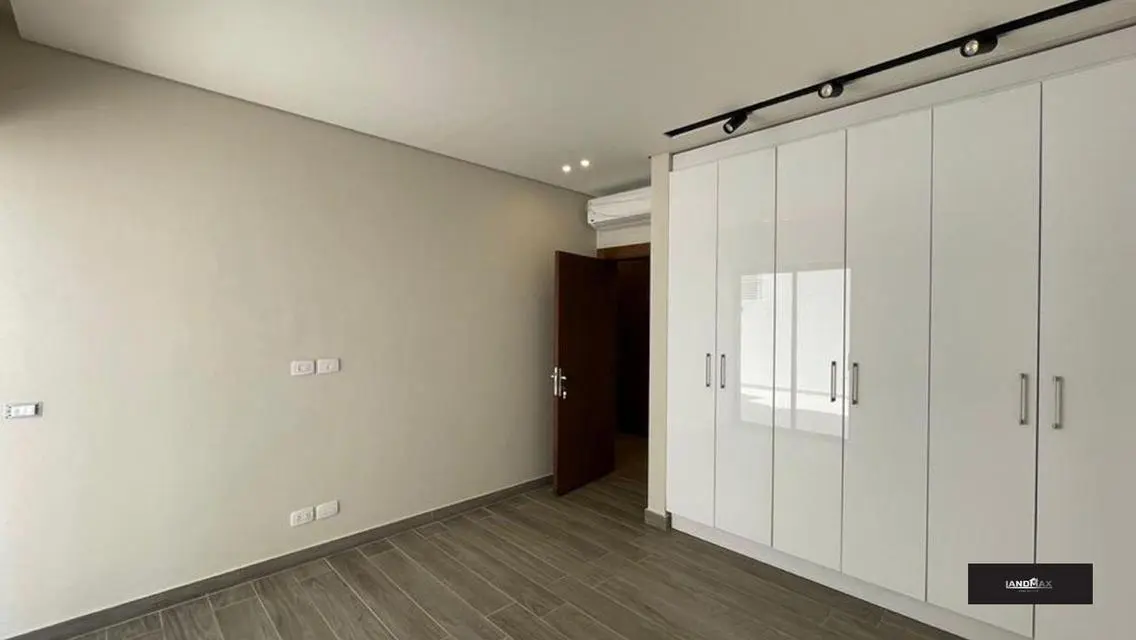 Luxury Apartment in Prime Location at Attractive Price