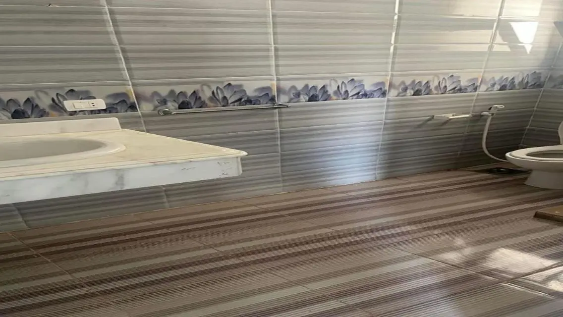 شقة فاخرة مع تكييف مركزي في قلب المدينة