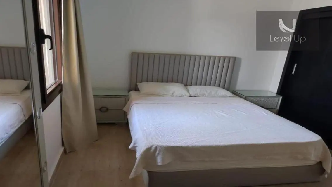 Luxurious Apartment for Sale with Spacious Living in the Heart of the City
