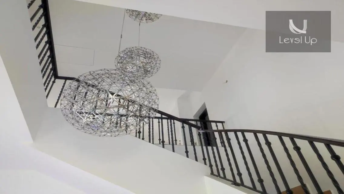 Luxurious Apartment for Sale with Spacious Living in the Heart of the City