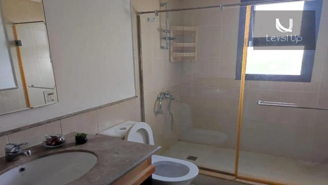 Luxurious Apartment for Sale with Spacious Living in the Heart of the City