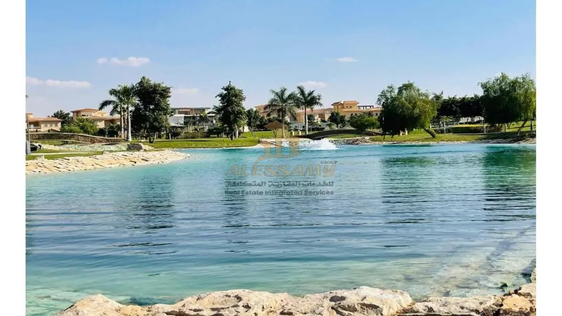 Luxurious Apartment in a Prime Location Near Open-Air Mall