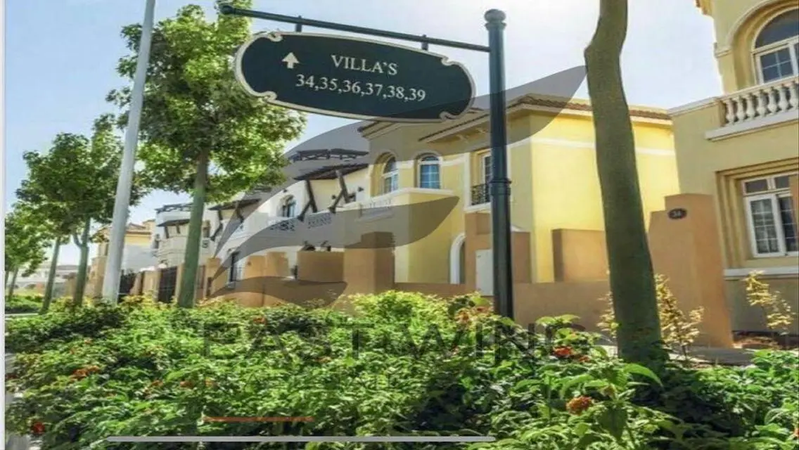 Luxury Villa for Sale with Maid's Room and Balcony