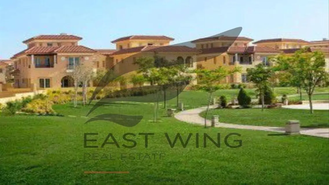 Luxury Villa for Sale with Maid's Room and Balcony