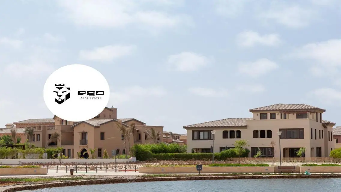 Luxurious Villa with Private Garden for Sale