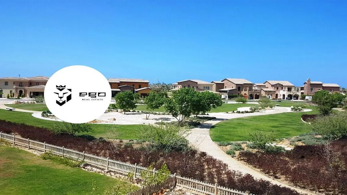 Luxurious Villa with Private Garden for Sale
