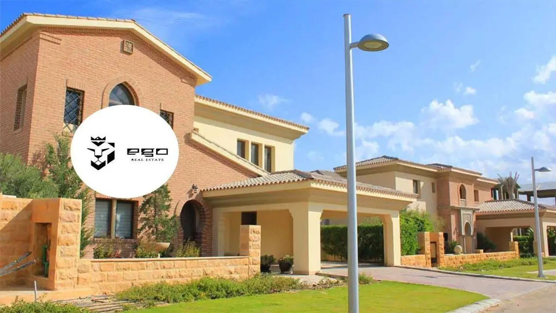 Luxurious Villa with Private Garden for Sale