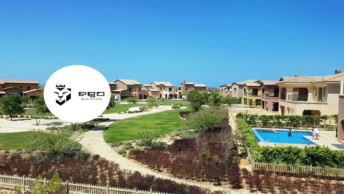 Luxurious Villa with Private Garden for Sale