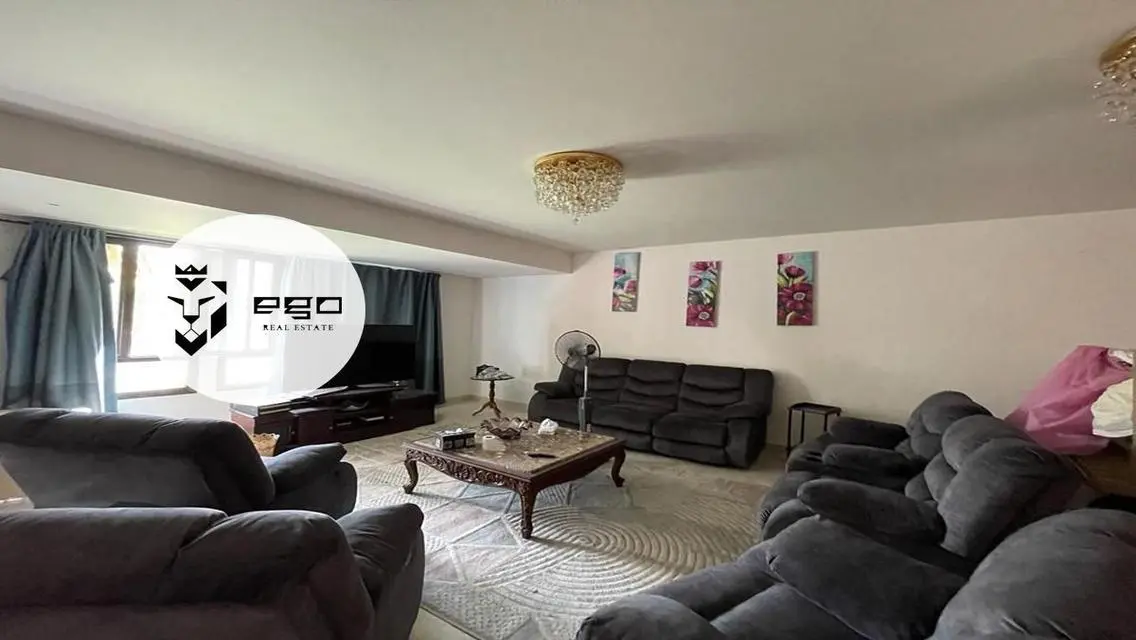 Luxurious Villa with Private Garden for Sale