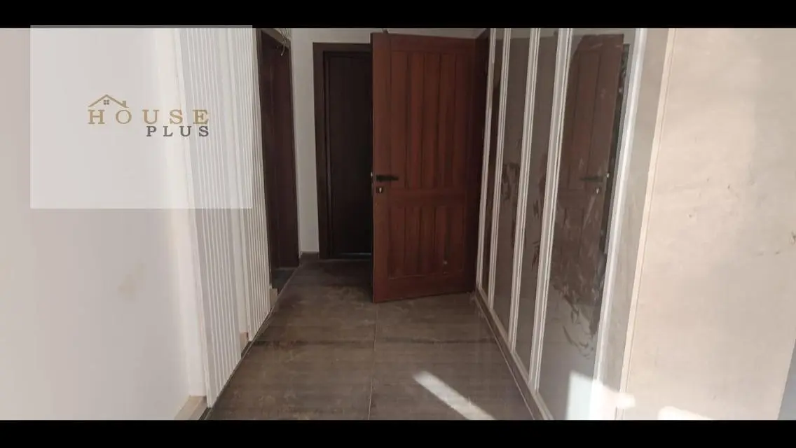 Luxury Apartment with Private Garden in the City Center