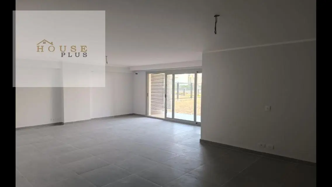 Luxury Apartment with Private Garden in the City Center