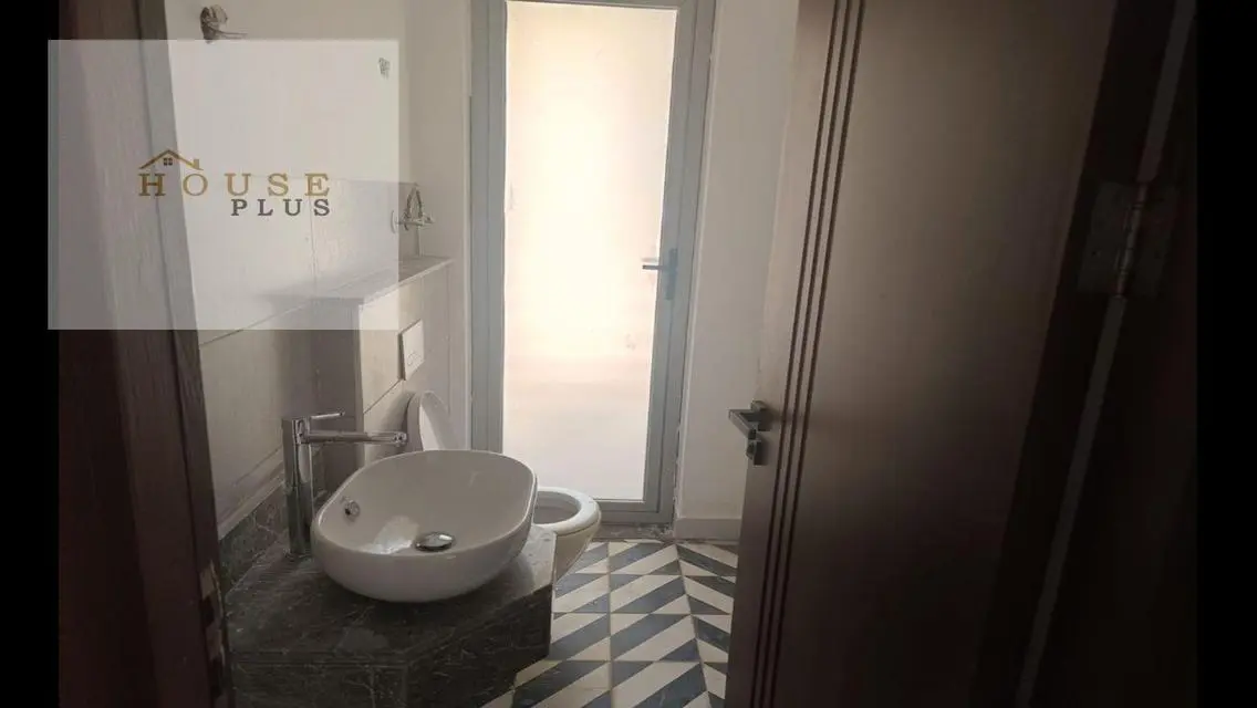Luxury Apartment with Private Garden in the City Center
