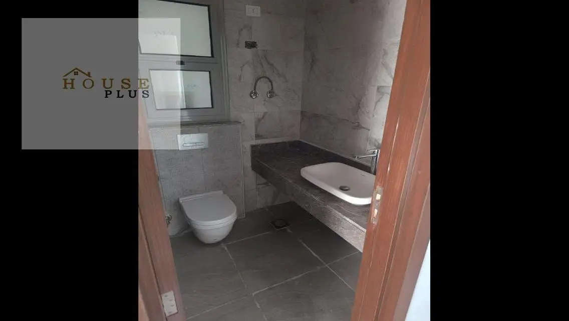 Luxury Apartment with Private Garden in the City Center