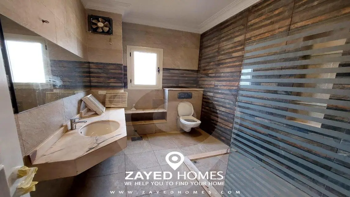 Luxurious 3-Bedroom Apartment for Rent in Prime Location