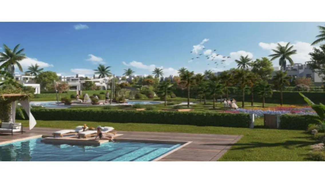 Luxury Apartment in MSA-5 with Balcony and Great Amenities