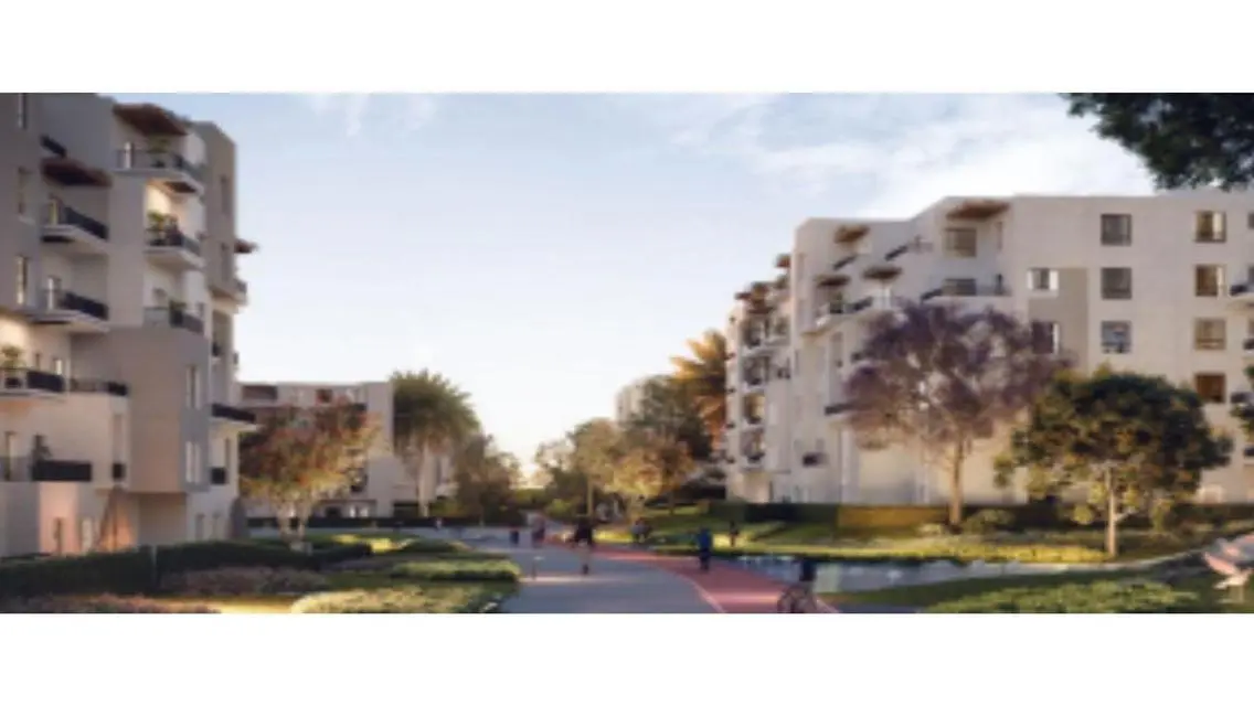 Luxury Apartment in MSA-5 with Balcony and Great Amenities
