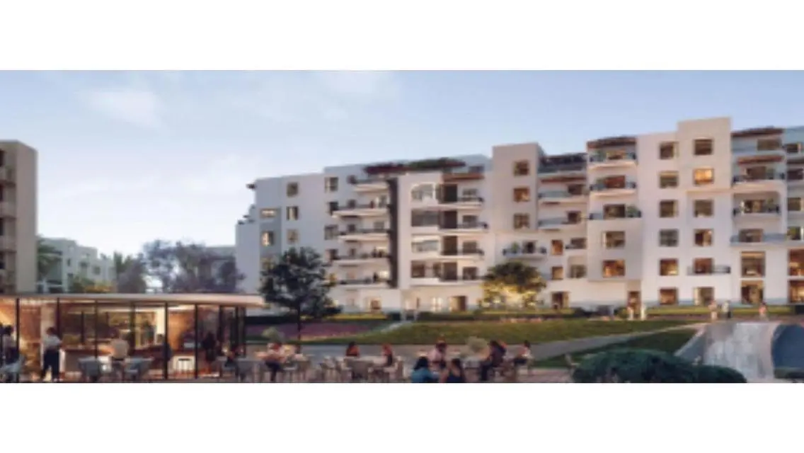 Luxury Apartment in MSA-5 with Balcony and Great Amenities