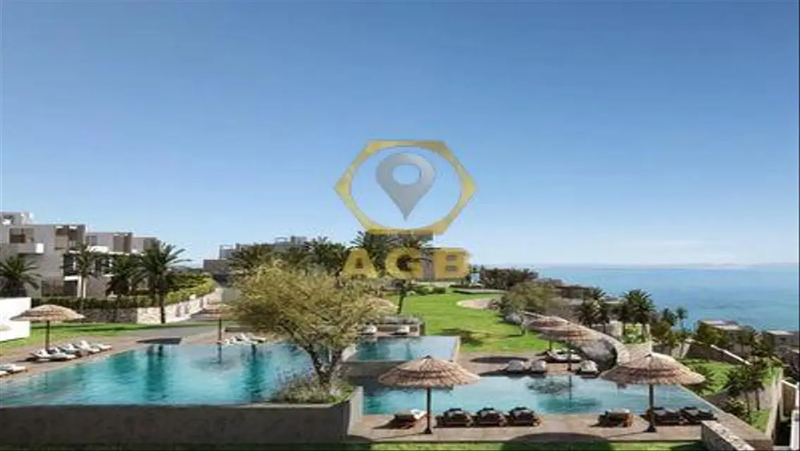 Luxury Units with Panoramic Sea View - Iwan Majada