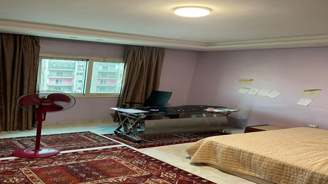 شقة فاخرة للبيع - 3 غرف 2 حمام بمساحة واسعة