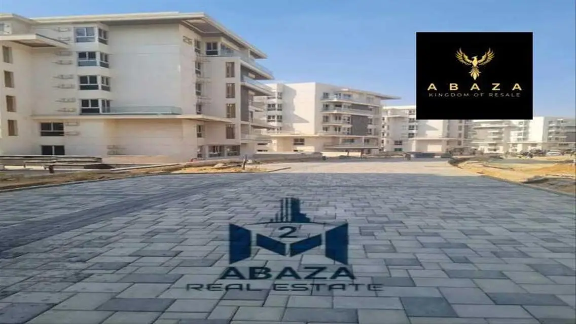 شقة فاخرة مع شرفة وحارس أمن للبيع
