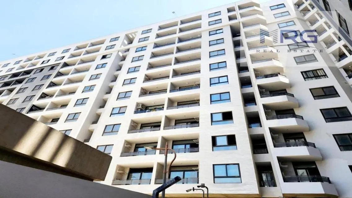 Luxury Apartment with Spacious Design and Stunning View for Sale