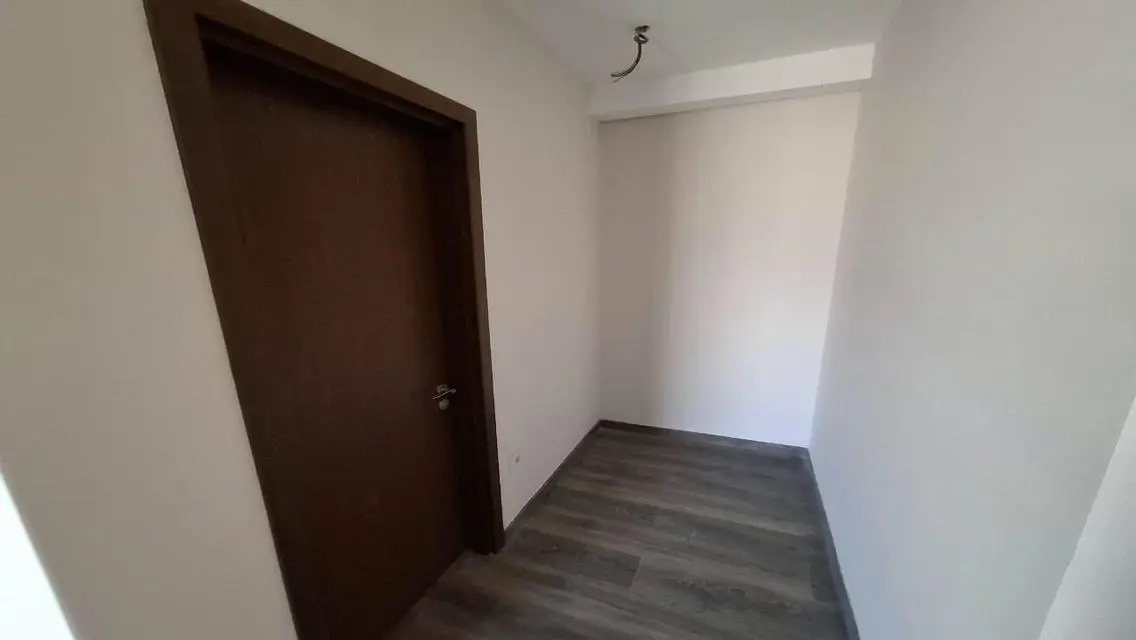 شقة مميزة للإيجار بـ 25000 جنيه مع تكييف مركزي