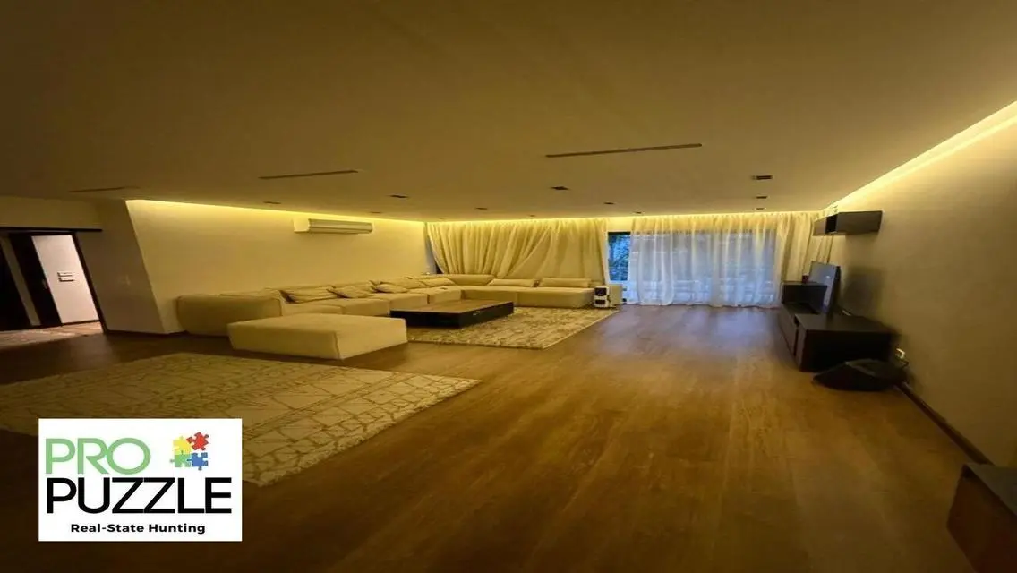 Ultra Luxury Apartment for Rent in Lake View Residence - 142 sqm