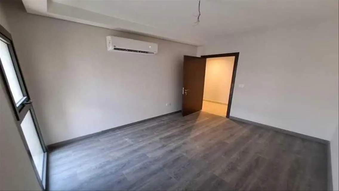 شقة فاخرة في زيد تاورز الشيخ زايد