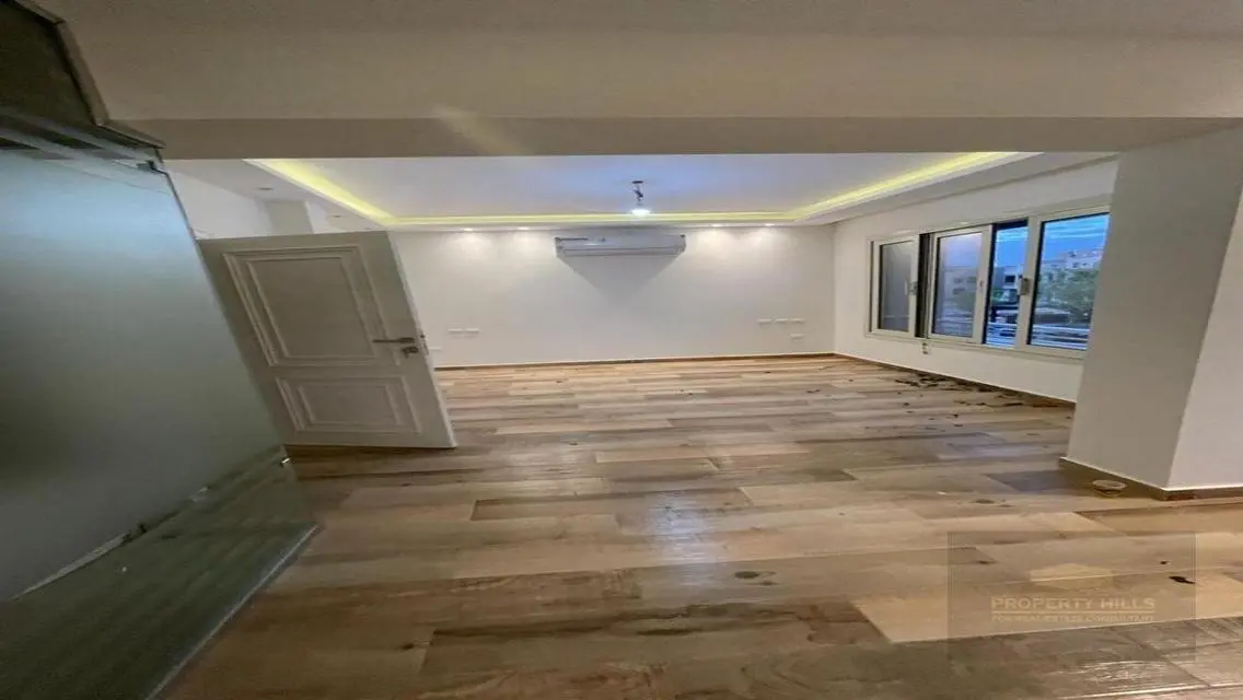 Stunning Villa for Sale with Exquisite Features