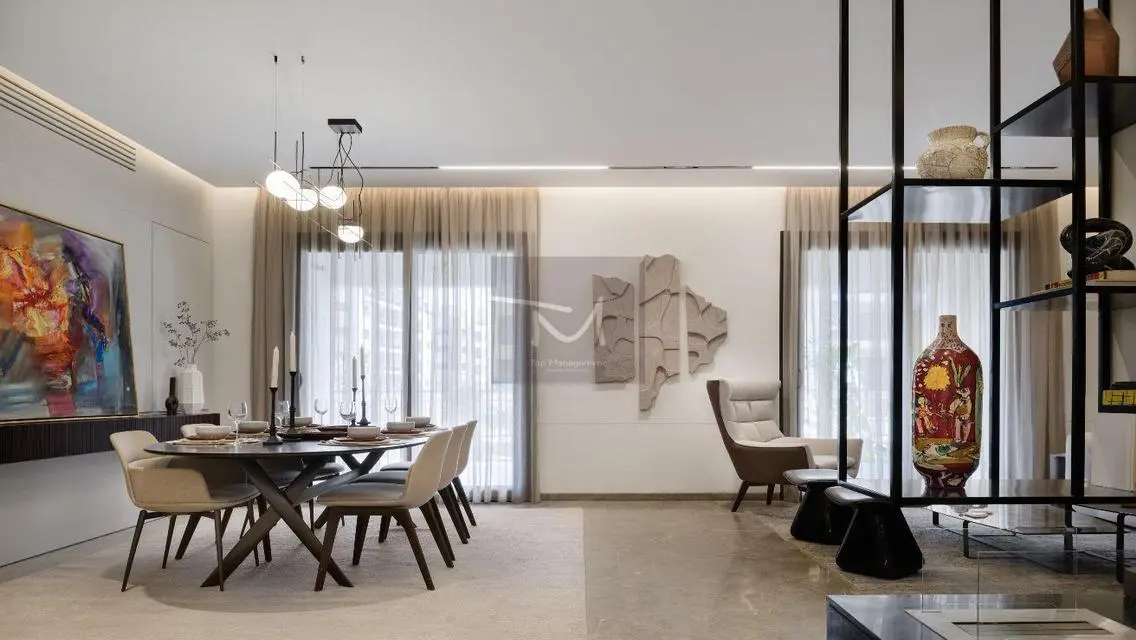 Luxury Villa with Expansive Space for Sale