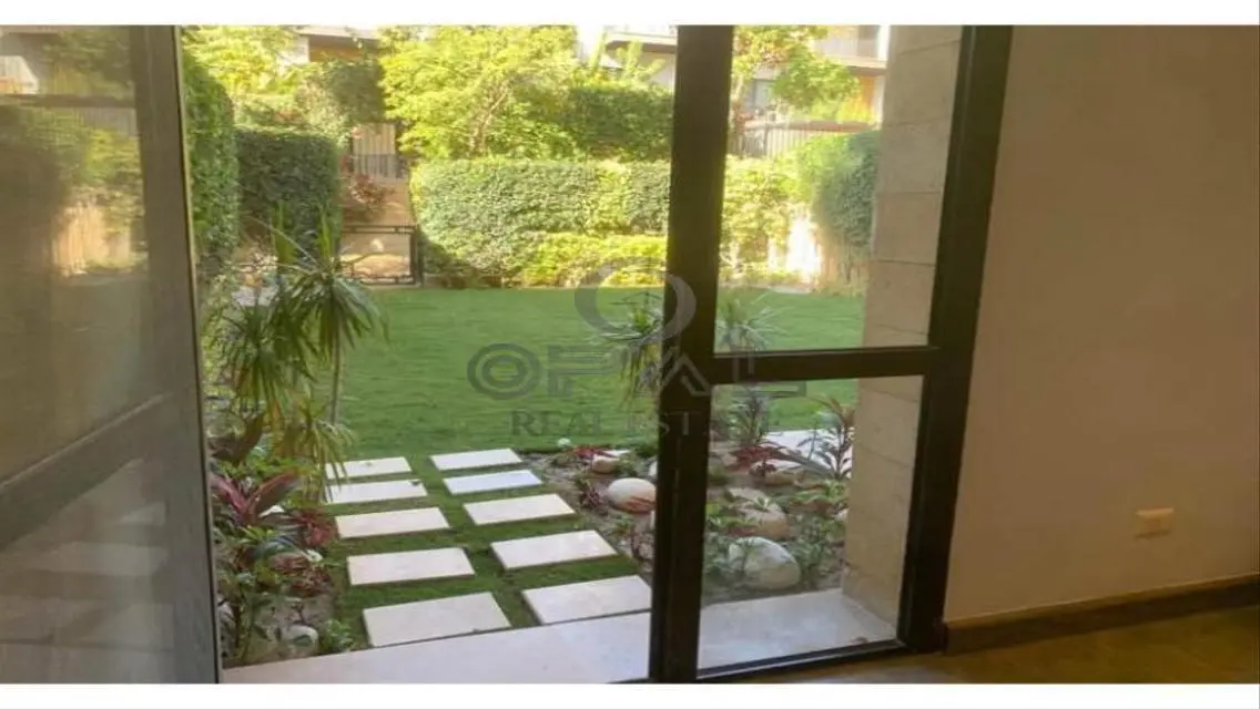 Ground Floor Apartment for Rent in Westown Beverly Hills