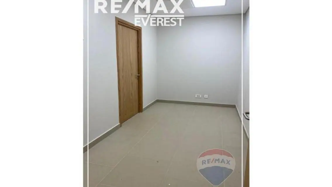 خدمة احترافية في مجال العقارات مع RE/MAX EVEREST