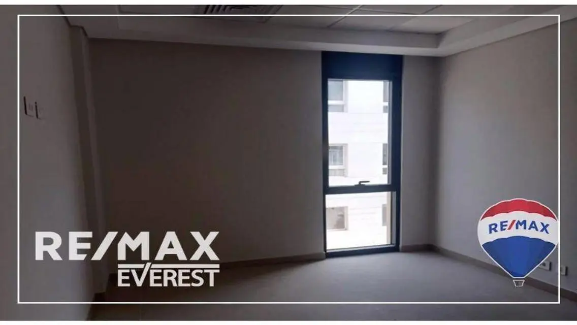 خدمة احترافية في مجال العقارات مع RE/MAX EVEREST