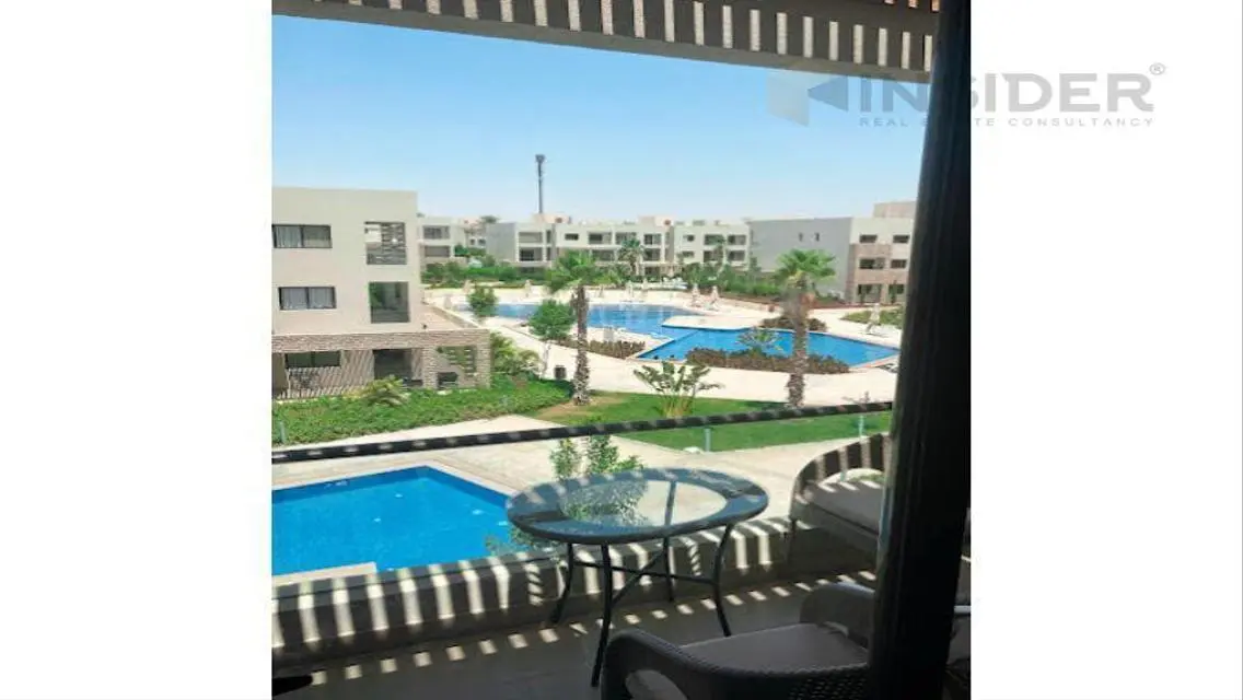 شقة فاخرة في أزها العين السخنة