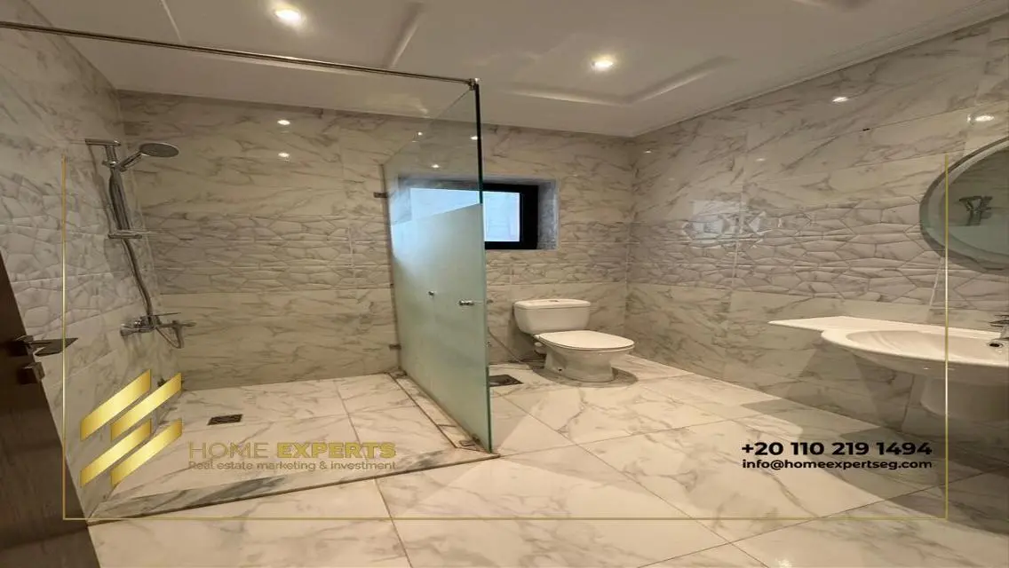Luxury Three-Bedroom Apartment with Premium Amenities