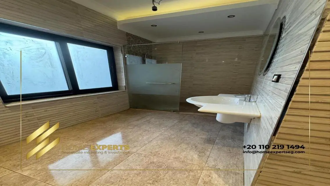 Luxury Three-Bedroom Apartment with Premium Amenities