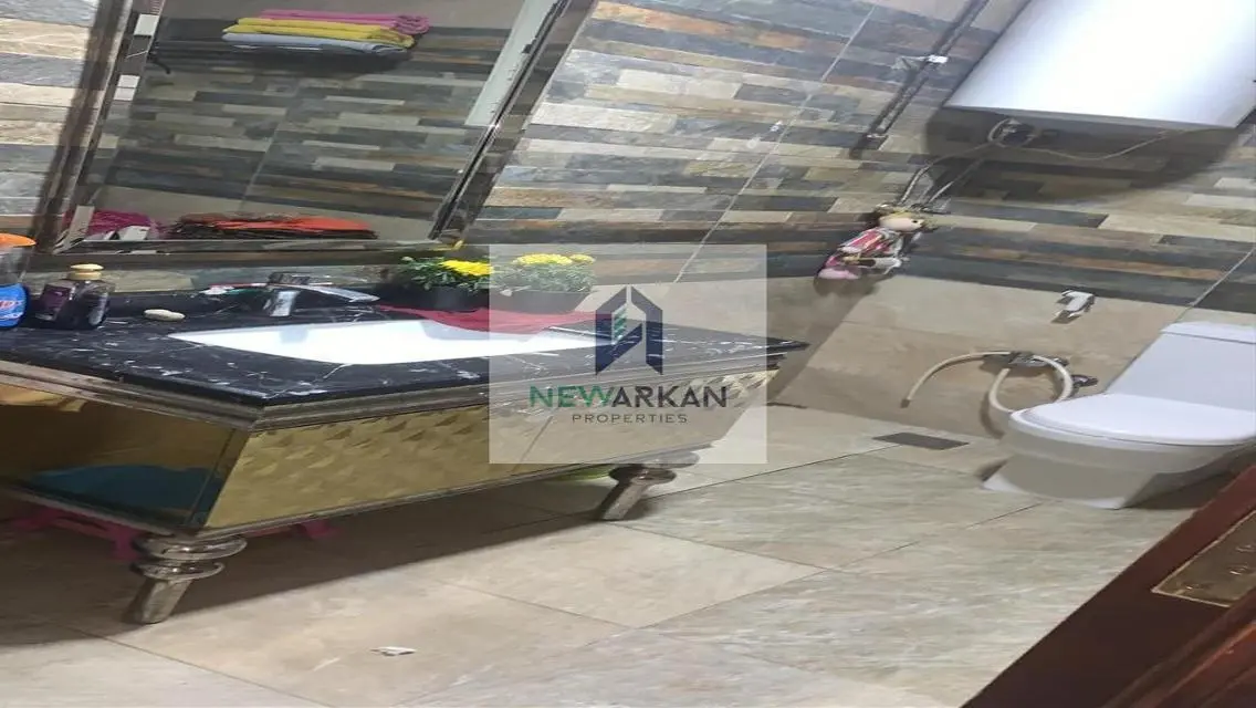 عقار فاخر للبيع بمنطقة مميزة
