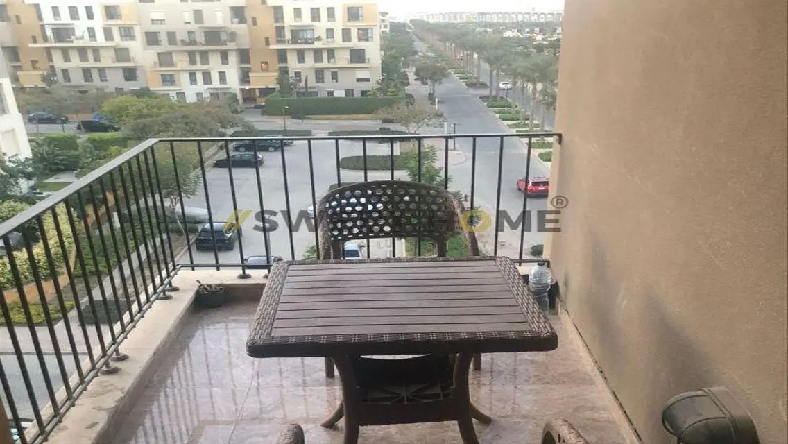 Luxury Apartment for Rent in R8-2-2-140