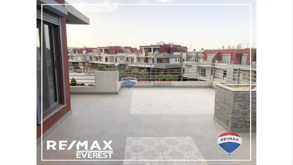 Spacious Apartment for Sale with 353 Square Meters